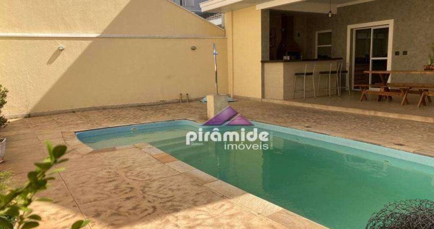 Casa com 3 dormitórios à venda, 283 m² por R$ 1.500.000,00 - Condomínio Residencial Mantiqueira - São José dos Campos/SP