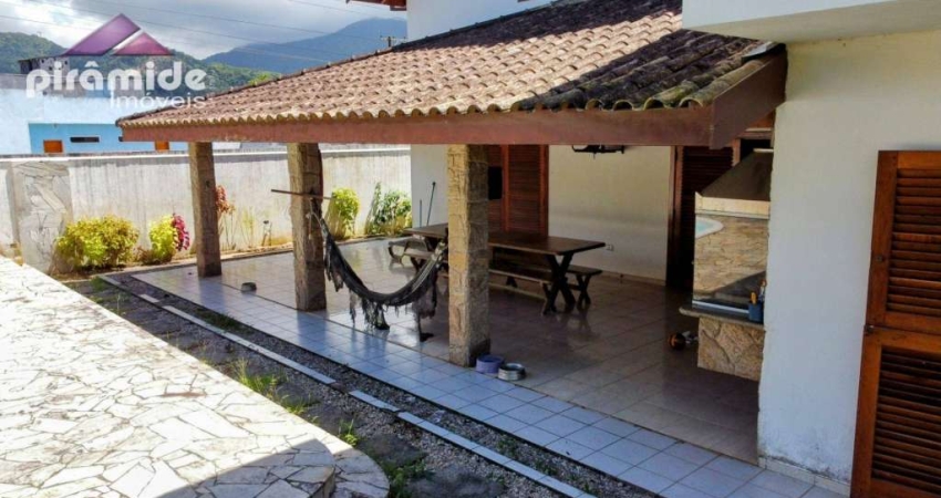 Casa com 3 dormitórios à venda, 245 m² por R$ 1.600.000,00 - Capricórnio II - Caraguatatuba/SP