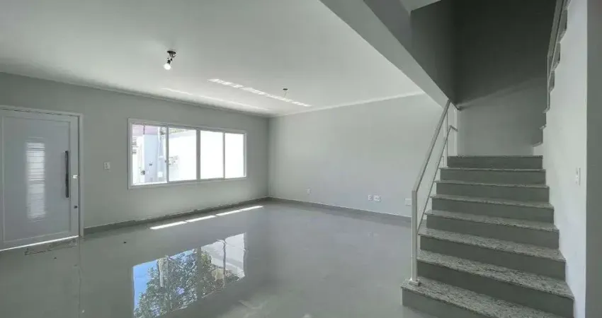 Casa com 3 dormitórios à venda, 176 m² por R$ 930.000,00 - Monte Castelo - São José dos Campos/SP