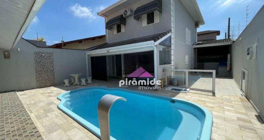 Casa com 3 dormitórios à venda, 242 m² por R$ 1.000.000,00 - Villa Branca - Jacareí/SP