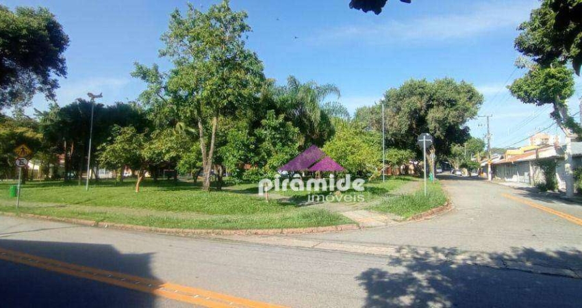 Casa com 3 dormitórios à venda, 160 m² por R$ 455.000,00 - Conjunto Residencial Trinta e Um de Março - São José dos Campos/SP
