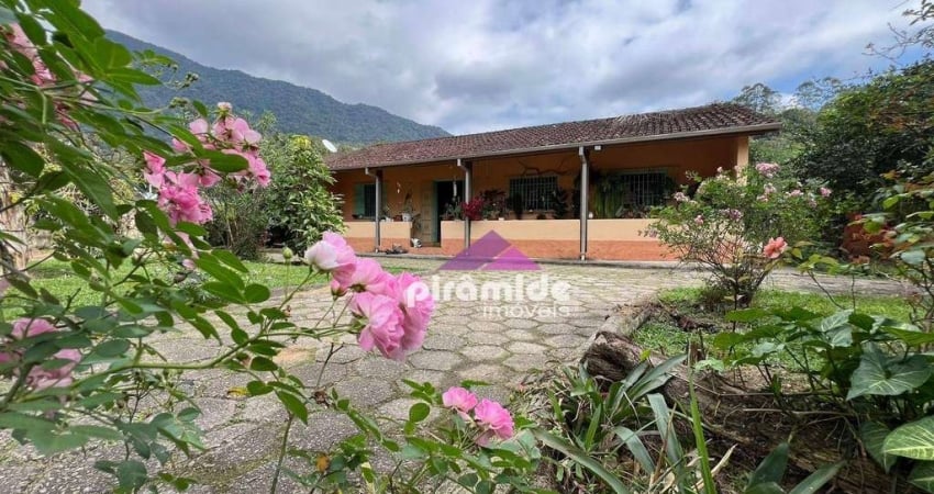 Chácara com 3 dormitórios à venda, 2500 m² por R$ 530.000,00 - Enseada - São Sebastião/SP