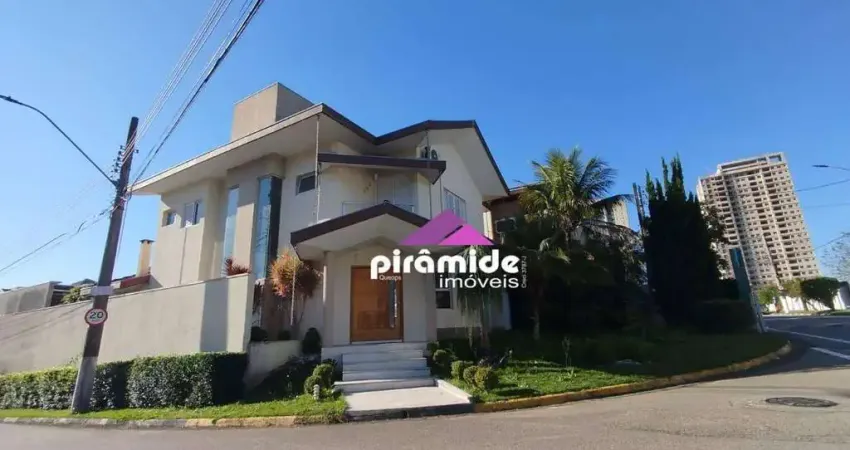 Casa com 3 dormitórios à venda, 240 m² por R$ 1.700.000,00 - Villa Branca - Jacareí/SP