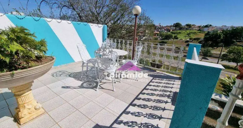 Casa com 4 dormitórios, sendo 2 suítes à venda, 603m² por R$ 2.000.000,00 - Monte Castelo - São José dos Campos / SP