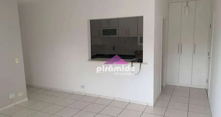 Apartamento com 2 dormitórios à venda, 69 m² por R$ 300.000,00 - Vila Tesouro - São José dos Campos/SP