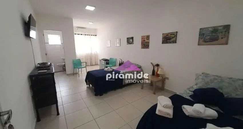 Kitnet com 1 dormitório para alugar, 30 m² por R$ 1.700,00/mês - Centro - Caraguatatuba/SP