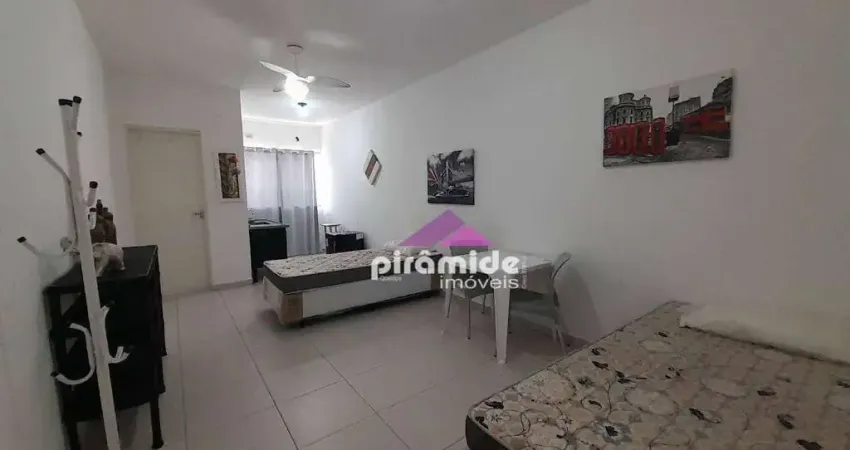 Kitnet com 1 dormitório para alugar, 30 m² por R$ 1.500,00/mês - Centro - Caraguatatuba/SP