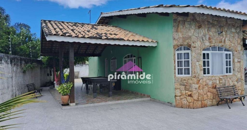 Casa com 2 dormitórios à venda, 168 m² por R$ 750.000,00 - Pontal de Santa Marina - Caraguatatuba/SP