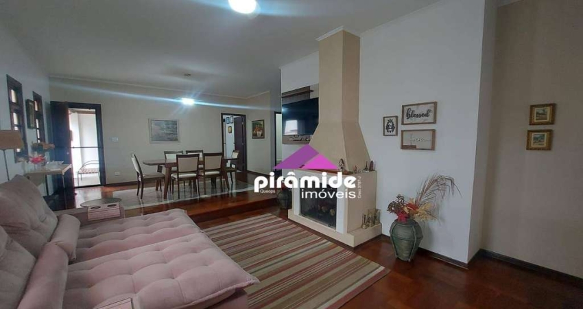 Casa com 3 dormitórios à venda, 230 m² por R$ 2.200.000,00 - Jardim das Colinas - São José dos Campos/SP