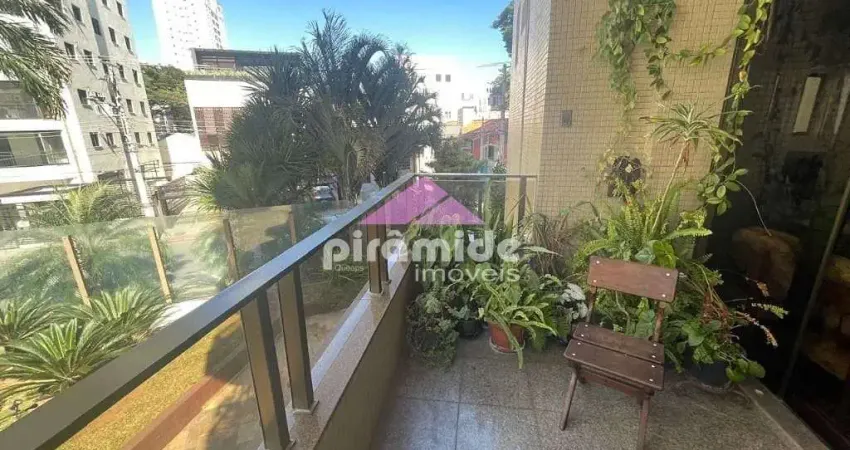 Apartamento com 4 dormitórios, sendo 2 suítes à venda, 278m² por R$ 1.450.000,00 - Vila Adyana - Sã