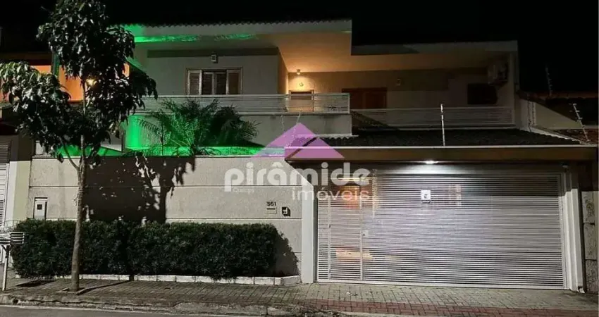 Casa com 3 dormitórios à venda, 125 m² por R$ 665.000,00 - Jardim São Vicente - São José dos Campos