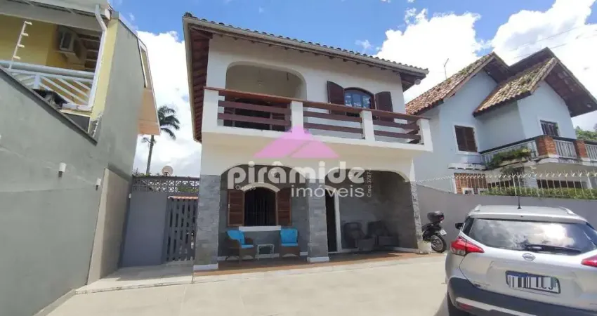 Casa à venda, 244 m² por R$ 790.000,00 - Estrela D'alva - Caraguatatuba/SP