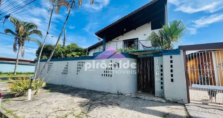 Sobrado com 4 dormitórios à venda, 202 m² por R$ 800.000,00 - Indaiá - Caraguatatuba/SP