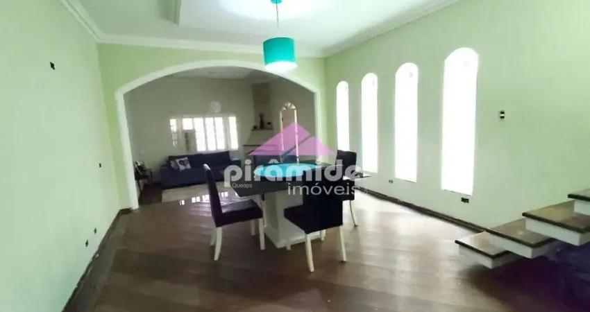 Casa à venda, 303 m² por R$ 650.000,00 - Cidade Morumbi - São José dos Campos/SP