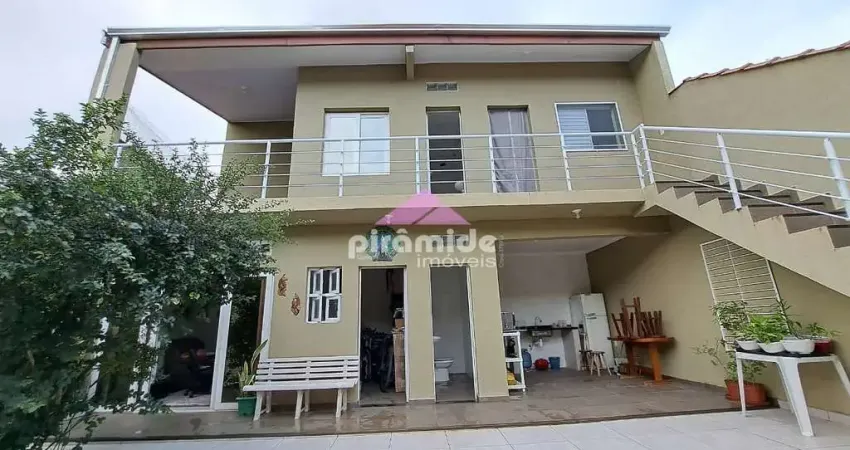 Casa com 3 dormitórios à venda, 174 m² por R$ 760.000,00 - Massaguaçu - Caraguatatuba/SP
