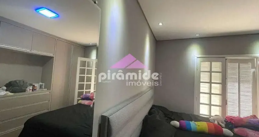 Casa com 3 dormitórios, sendo 1 suíte à venda, 129m² por R$ 670.000,00 - Jardim das Indústrias - Sã
