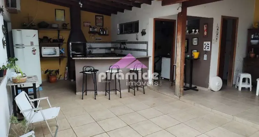 Casa com 3 dormitórios à venda, 150 m² por R$ 750.000,00 - Jardim Primavera - Caraguatatuba/SP