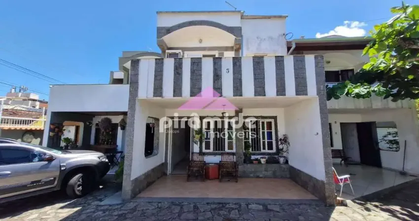 Casa com 2 dormitórios à venda, 83 m² por R$ 550.000,00 - Indaiá - Caraguatatuba/SP
