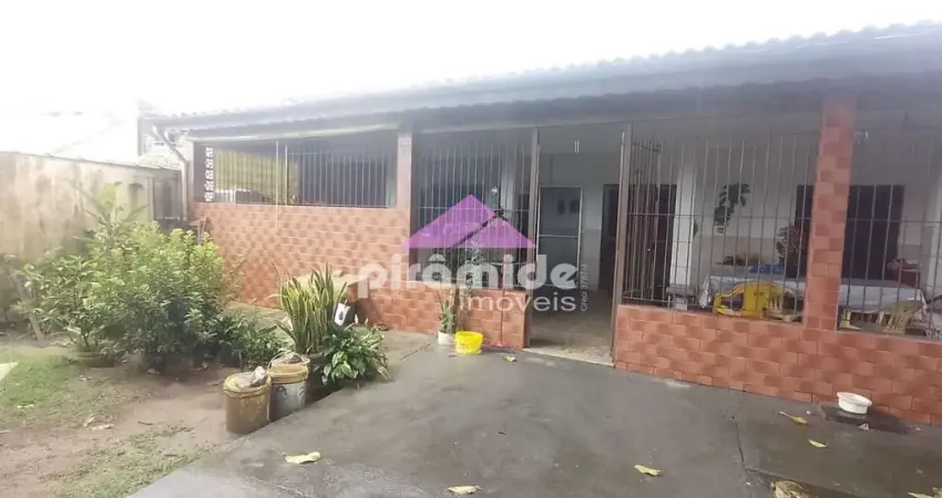 Casa com 4 dormitórios à venda, 200 m² por R$ 600.000,00 - Morro do Algodão - Caraguatatuba/SP