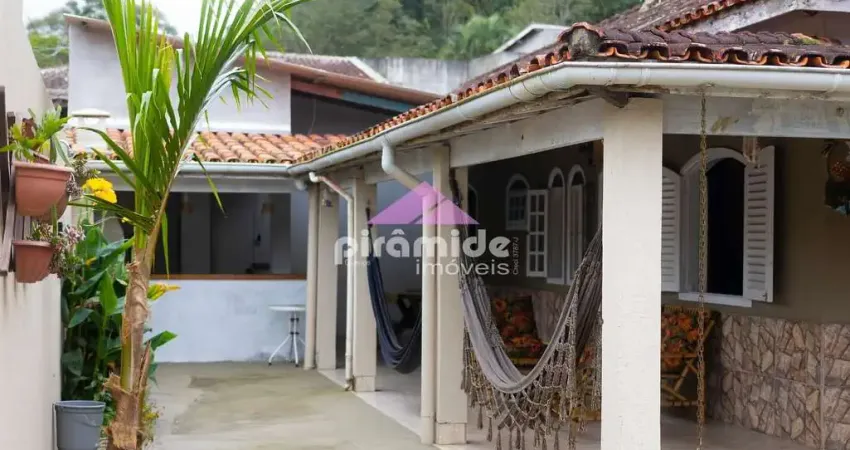 Casa com 4 dormitórios à venda, 160 m² por R$ 495.000,00 - Sumaré - Caraguatatuba/SP