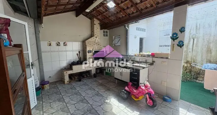 Casa com 3 dormitórios à venda, 80 m² por R$ 515.000,00 - Jardim das Flores - São José dos Campos/S