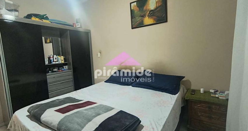 Casa com 2 dormitórios à venda, 62 m² por R$ 385.000 - Golfinho - Caraguatatuba/SP