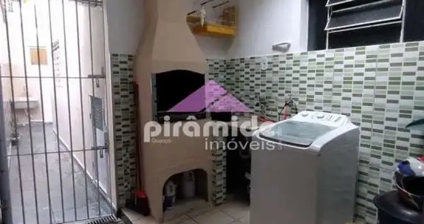 Casa com 4 dormitórios à venda, 196 m² por R$ 395.000,00 - Vila Antônio Augusto Luiz - Caçapava/SP
