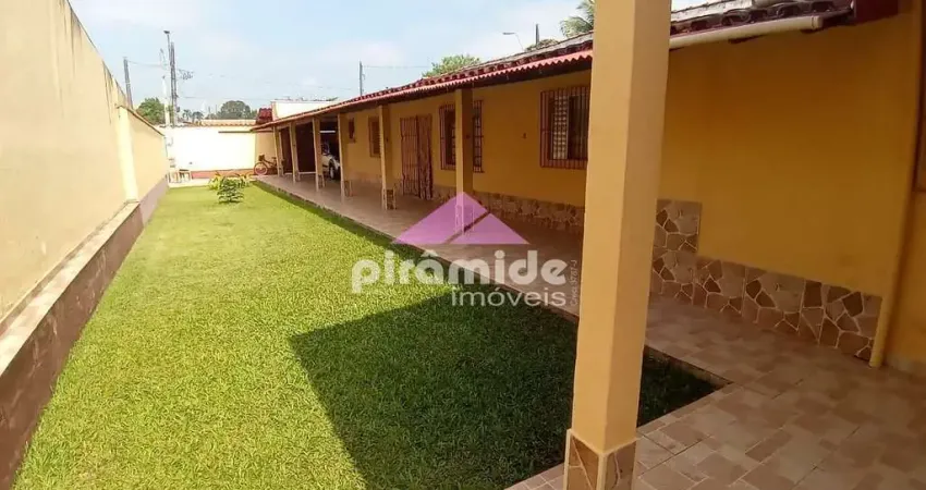 Casa com 2 dormitórios à venda, 162 m² por R$ 380.000,00 - Morro do Algodão - Caraguatatuba/SP