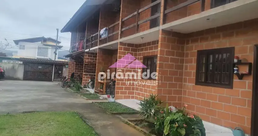 Casa com 2 dormitórios à venda, 76 m² por R$ 375.000,00 - Pontal de Santa Marina - Caraguatatuba/SP