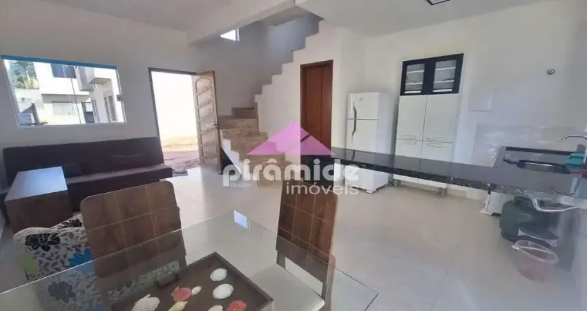 Sobrado com 2 dormitórios à venda, 73 m² por R$ 330.000,00 - Capricórnio II - Caraguatatuba/SP
