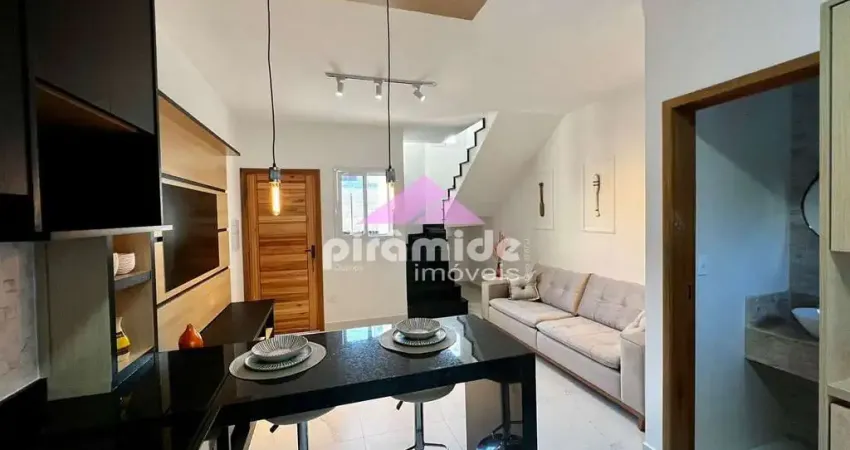 Sobrado com 2 dormitórios à venda, 84 m² por R$ 380.000,00 - Rio do Ouro - Caraguatatuba/SP