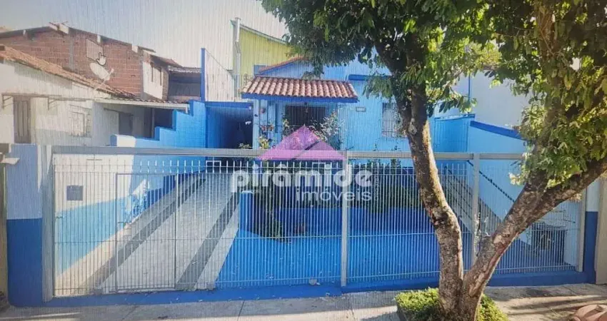 Casa com 3 dormitórios à venda, 109 m² por R$ 370.000,00 - Vila Terezinha - São José dos Campos/SP