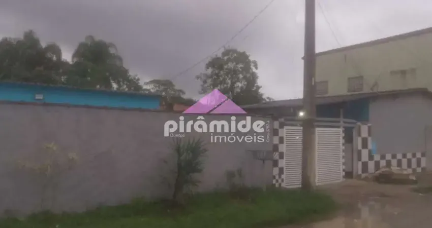 Casa com 3 dormitórios à venda, 200 m² por R$ 300.000,00 - Pegorelli - Caraguatatuba/SP