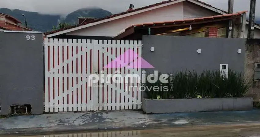 Casa com 3 dormitórios à venda, 47 m² por R$ 180.000,00 - Balneário Califórnia - Caraguatatuba/SP