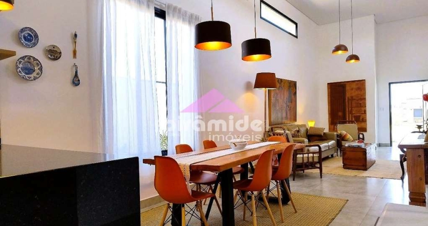 Casa à venda, 159 m² por R$ 900.000,00 - Residencial Colinas - Caçapava/SP