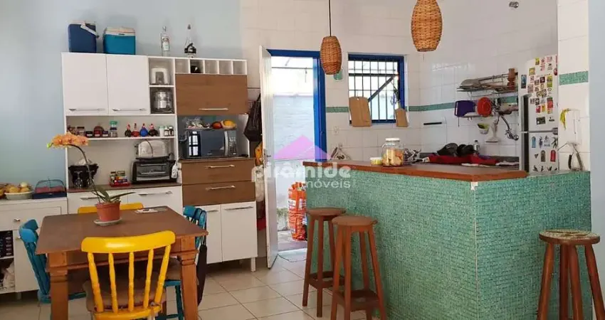 Casa com 2 dormitórios à venda, 90 m² por R$ 850.000,00 - Boiçucanga - São Sebastião/SP