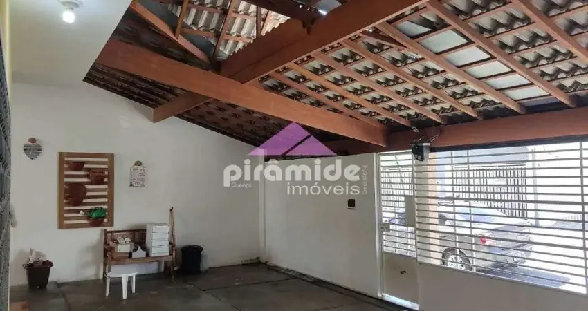 À venda, casa de 3 dormitórios, 232 m², por R$ 800.000,00, localizada no Jardim América, São José d