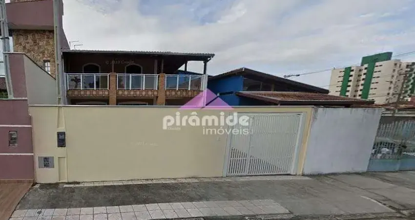 Casa com 5 dormitórios à venda, 232 m² por R$ 980.000,00 - Centro - Caraguatatuba/SP