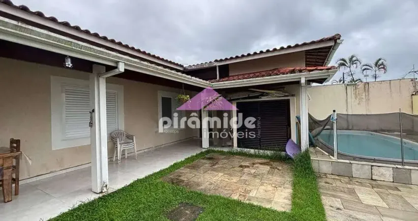 Casa com 4 dormitórios à venda, 210 m² por R$ 830.000,00 - Indaiá - Caraguatatuba/SP