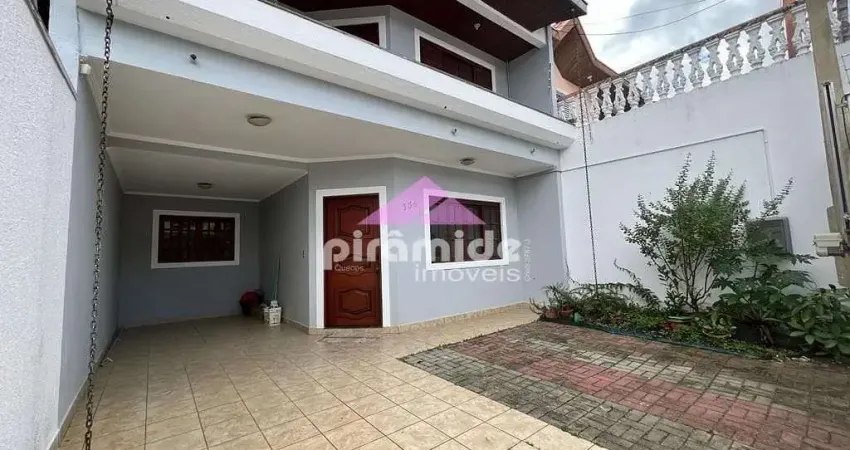 Casa com 4 dormitórios à venda, 222 m² por R$ 830.000,00 - Residencial de Ville - São José dos Camp