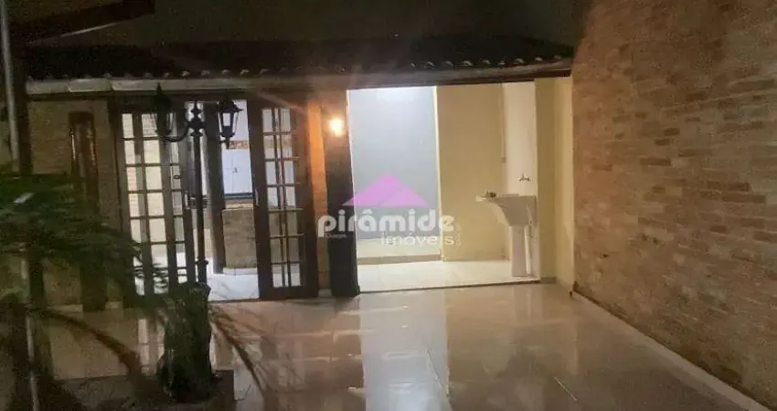 Casa com 3 dormitórios à venda, 130 m² por R$ 950.000,00 - Martim de Sá - Caraguatatuba/SP