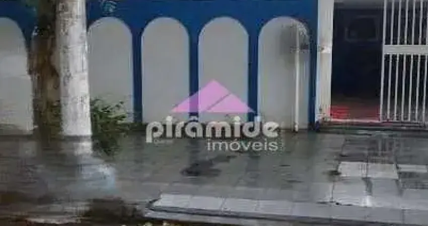 Casa com 3 dormitórios, sendo 1 suíte à venda, 167m² por R$ 900.000,00 - Jardim Satélite - São José