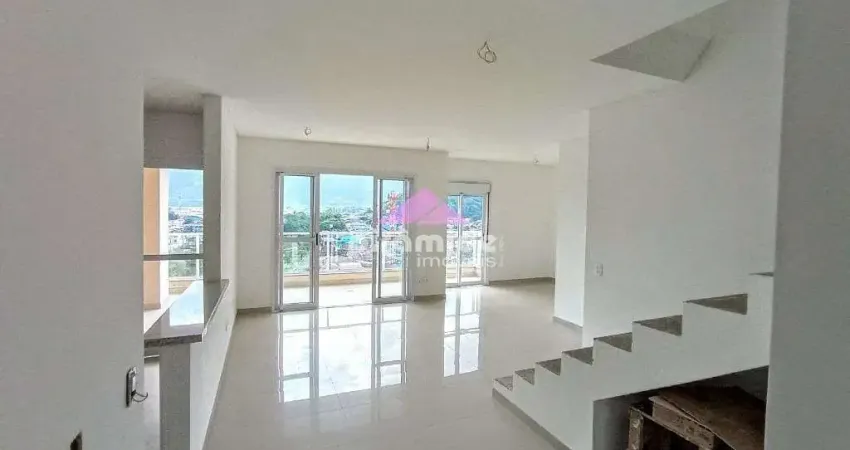 Cobertura com 3 dormitórios à venda, 210 m² por R$ 1.700.000,00 - Jardim Primavera - Caraguatatuba/