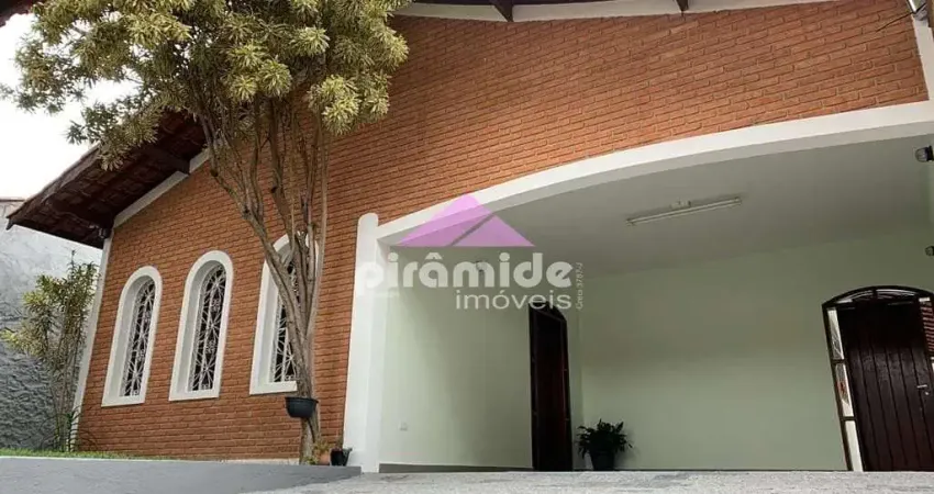 Casa com 4 dormitórios à venda, 250 m² por R$ 1.080.000,00 - Vila Industrial - São José dos Campos/