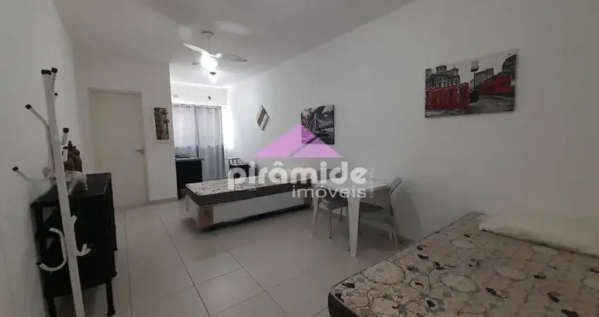 Kitnet com 1 dormitório para alugar, 30 m² por R$ 1.500,00/mês - Centro - Caraguatatuba/SP