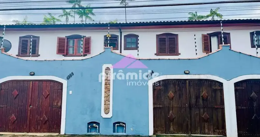 Casa com 2 dormitórios para alugar, 90 m² por R$ 2.600,00/mês - Martim de Sá - Caraguatatuba/SP