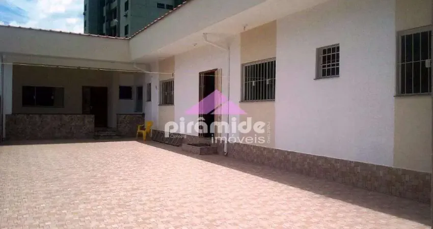 Casa com 2 dormitórios para alugar, 74 m² por R$ 2.500,00/mês - Centro - Caraguatatuba/SP