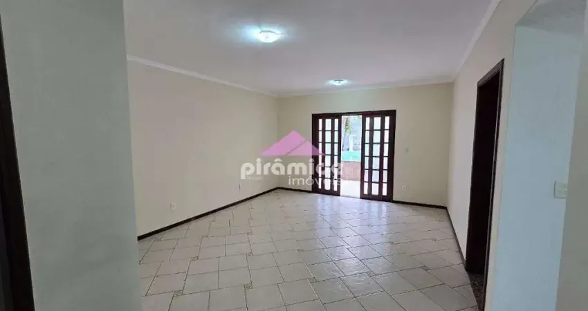 Casa com 6 dormitórios para alugar, 250 m² por R$ 7.941,00/mês - Urbanova - São José dos Campos/SP