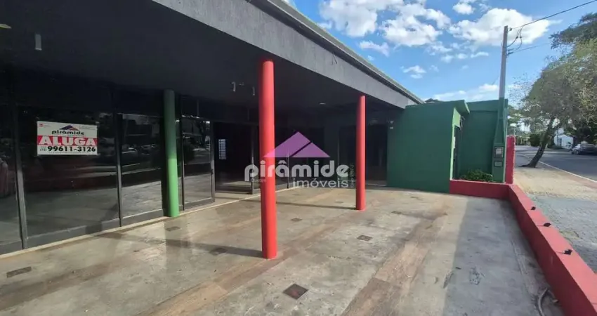 Casa com 3 dormitórios para alugar, 280 m² por R$ 14.465,42/mês - Jardim Esplanada - São José dos C