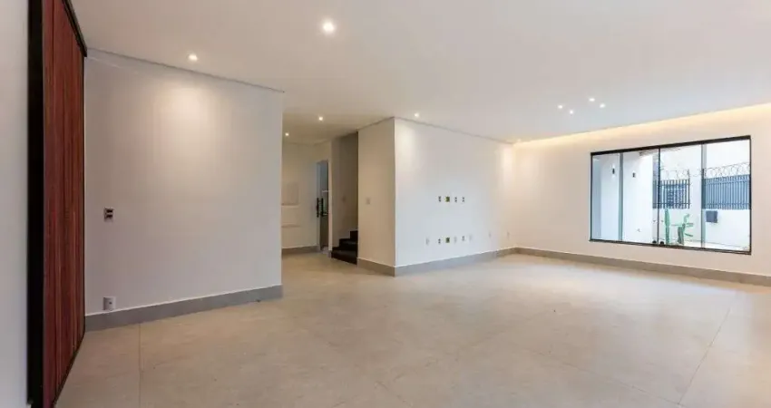 Núcleo bandeirante -metropolitana- - casa nova com terraço gourmet e ofurô